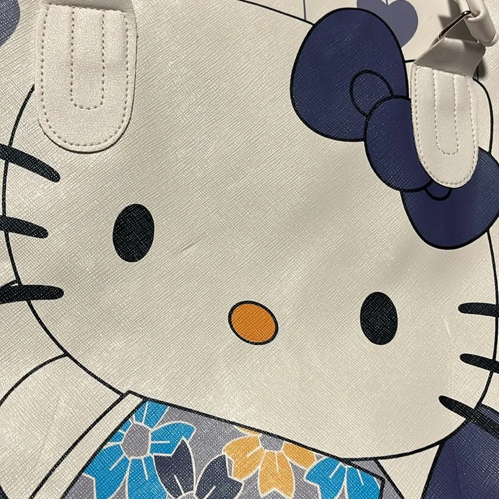 Hello Kitty Licensed Travel Tote Bag Large - Picture 7 of 9